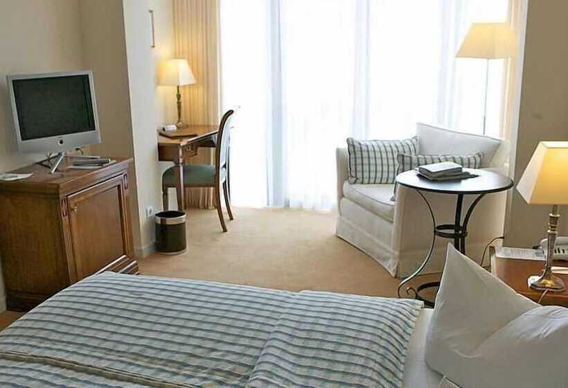 Standard Quadruple Room, Altstadthotel Messerschmitt