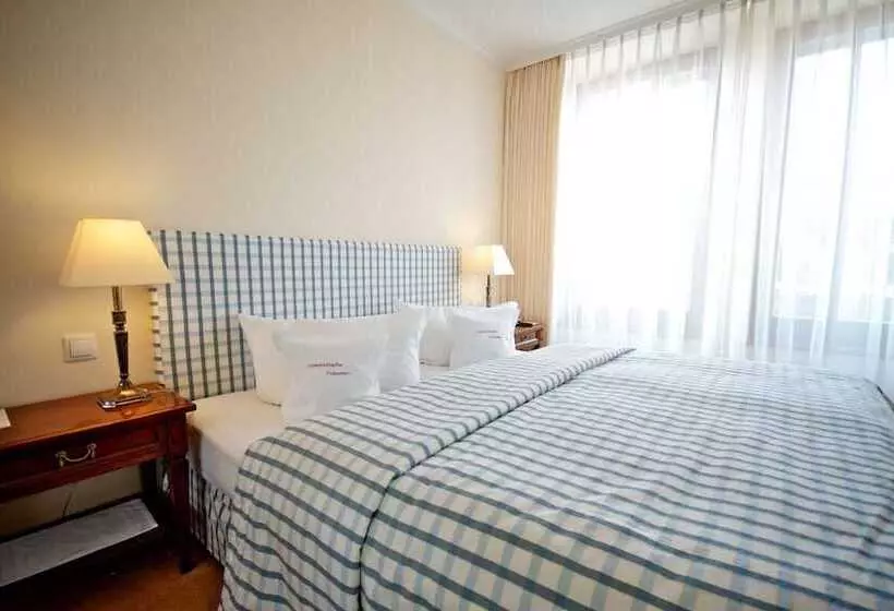 Standard Triple Room, Altstadthotel Messerschmitt
