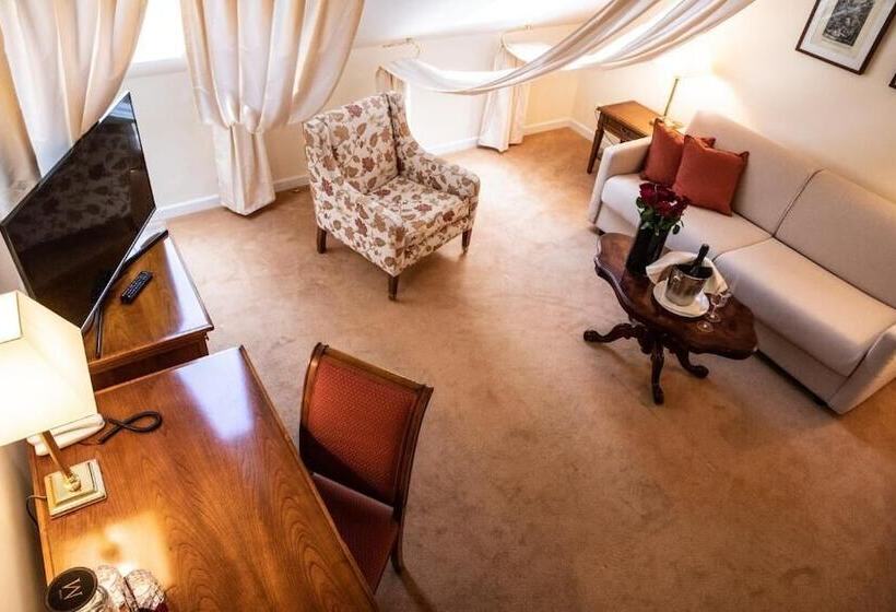 Standard Quadruple Room, Altstadthotel Messerschmitt