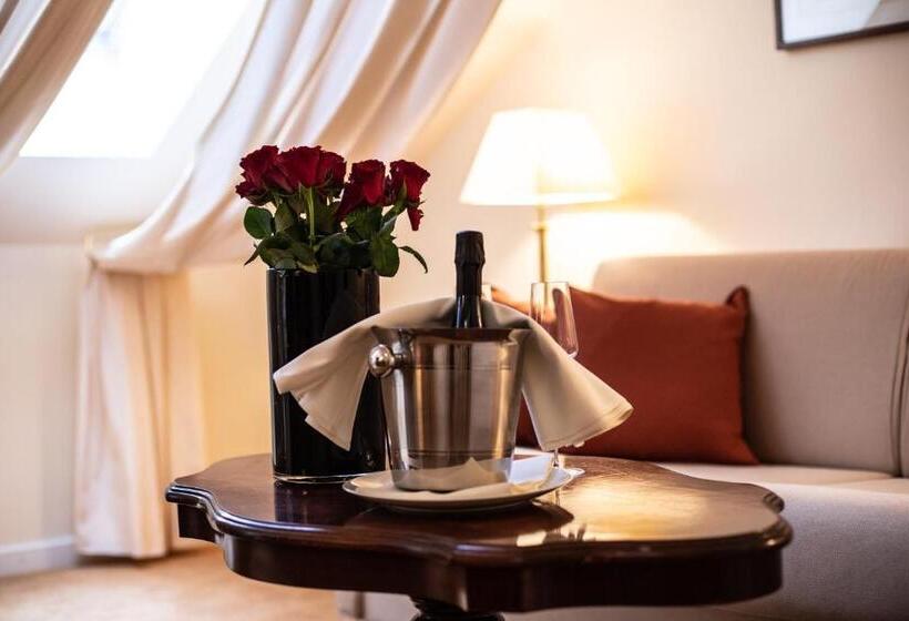 Standard Quadruple Room, Altstadthotel Messerschmitt