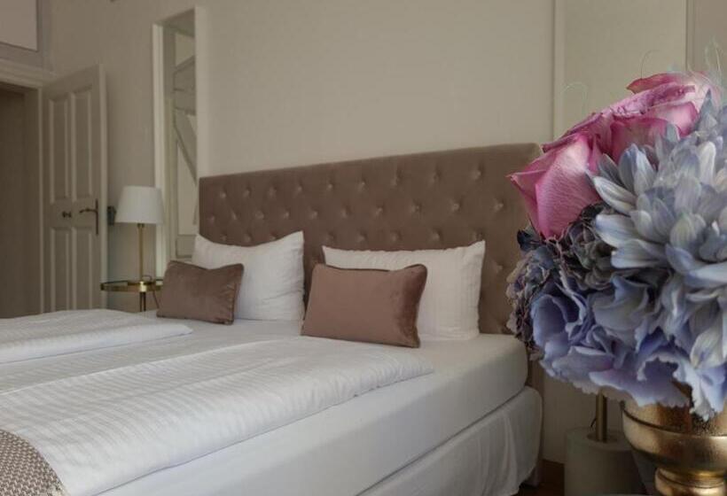 Camera Standard, Altstadthotel Molitor