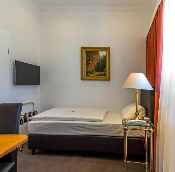 스탠다드 싱글 룸, Adler