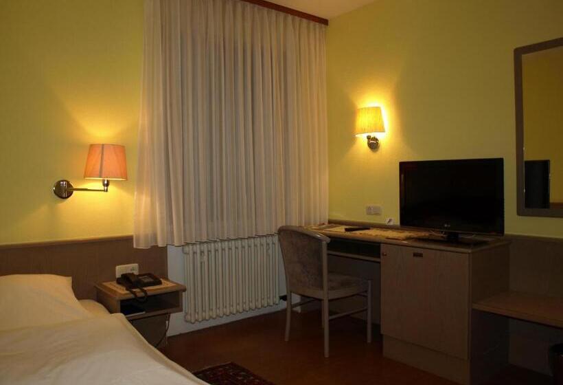 스탠다드 싱글 룸, Astoria