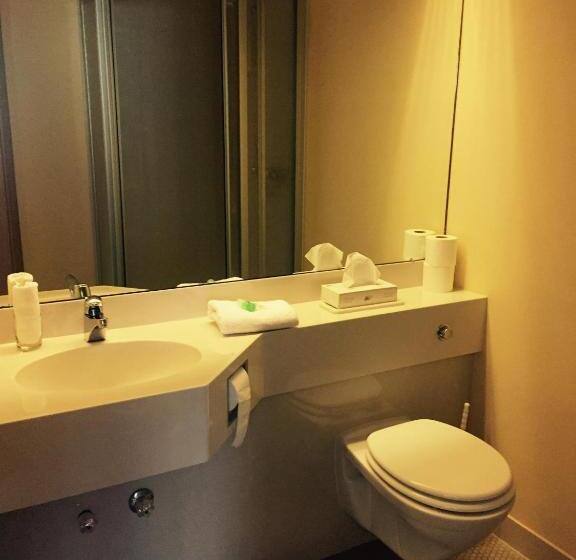 غرفة قياسية فردية, Gerber