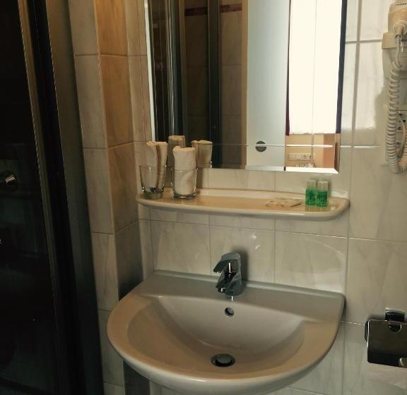 غرفة قياسية, Gerber