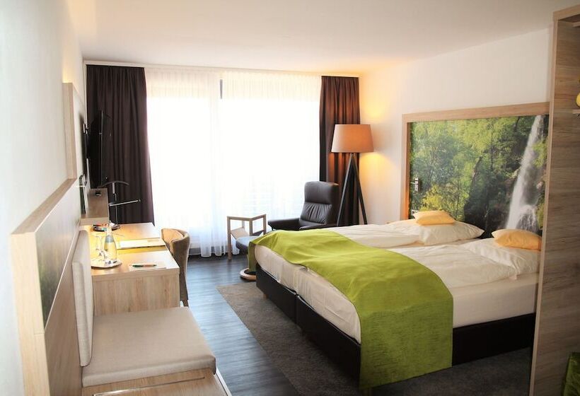 Rahat Oda, Graf Eberhard