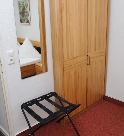 스탠다드 싱글 룸, Hessischer Hof