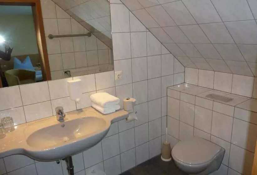 Standard Room, Kiekenstein