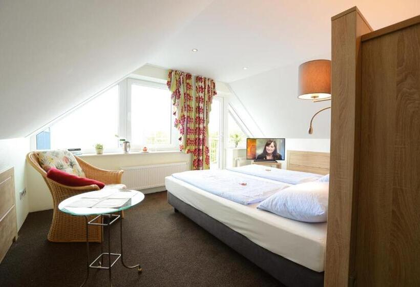 Classic room with balcony, Kiekenstein