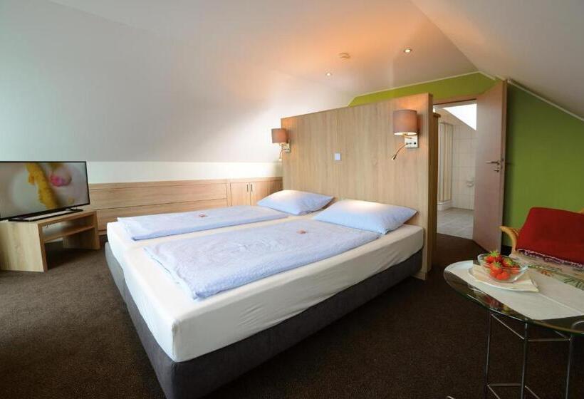 Classic room with balcony, Kiekenstein