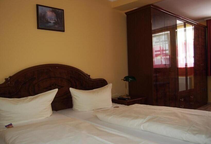 스탠다드 룸, Restaurant Lr6