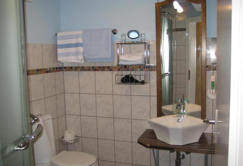 Номер Стандарт, Restaurant Lr6