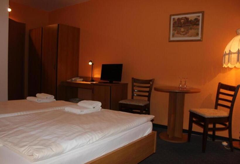 スタンダードルーム, Riedel