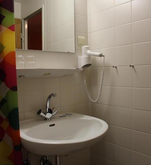 スタンダードルーム, Riedel