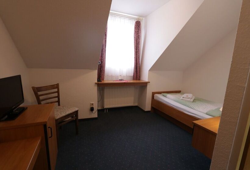 スタンダードシングルルーム, Riedel