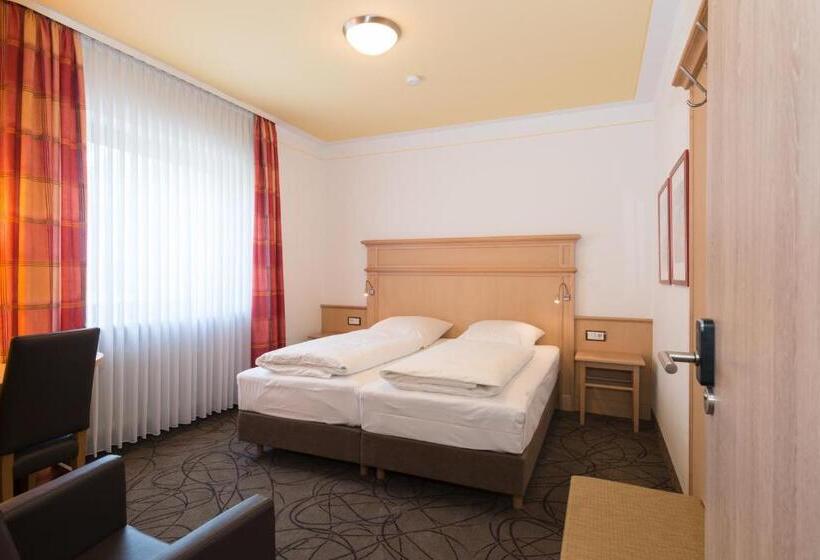 Номер Стандарт, Schneider