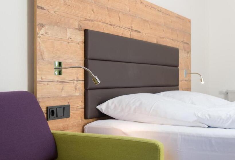 Номер Superior, Schneider