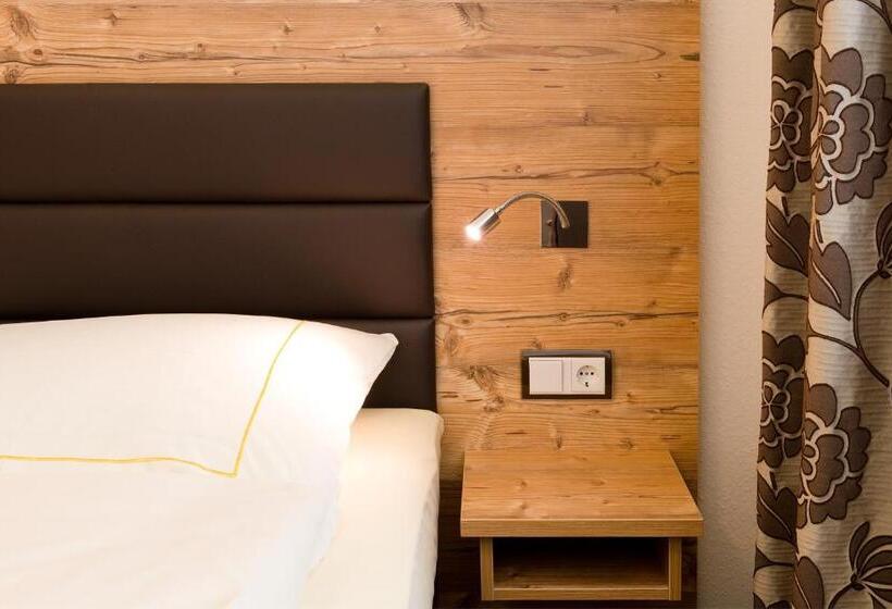 Номер Economy Индивидуальный, Schneider