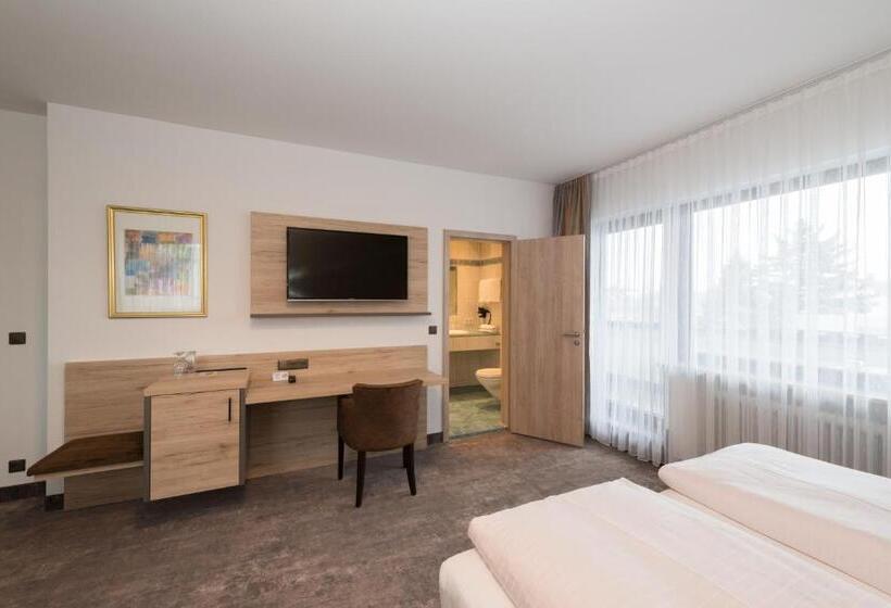 Номер Superior, Schneider