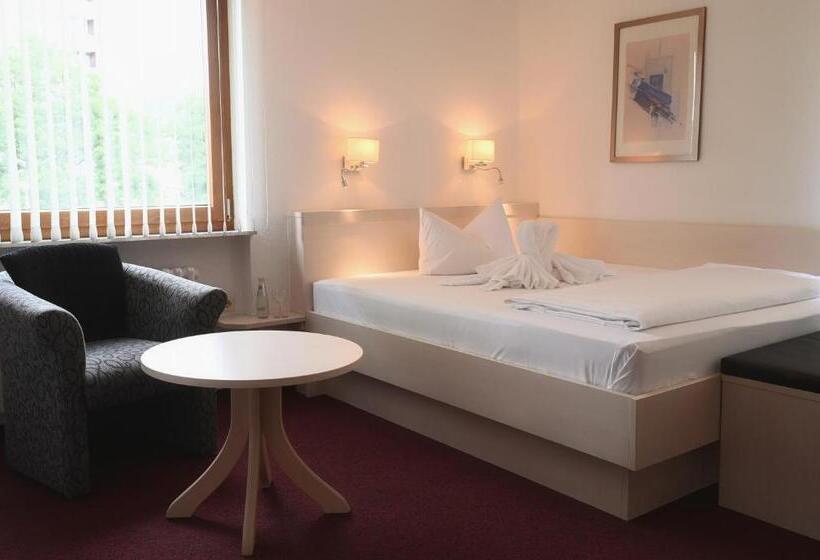 غرفة قياسية فردية, Scirocco