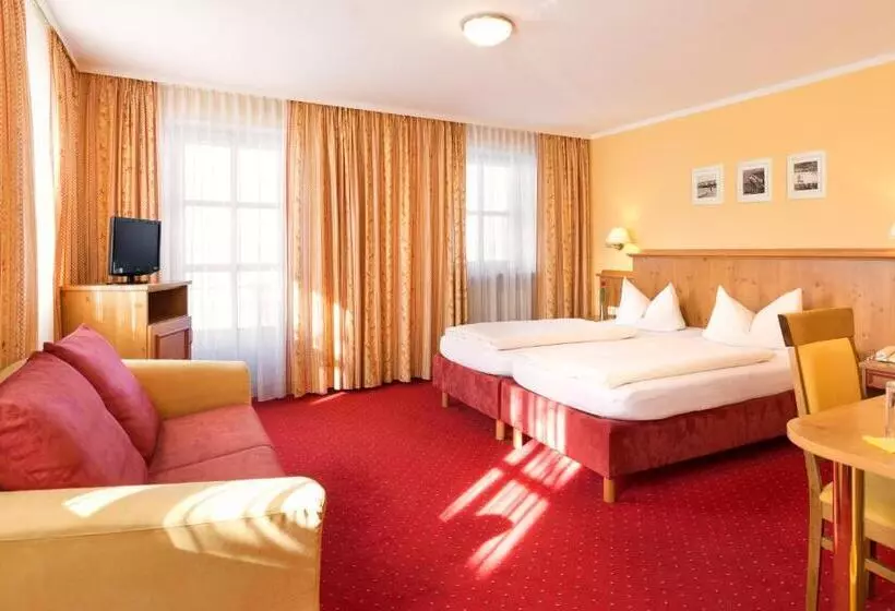 Standard Room Lake View, Seehof