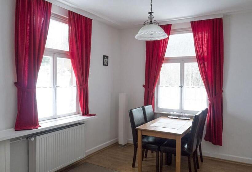 Семейный Номер, B&b Steinasäge