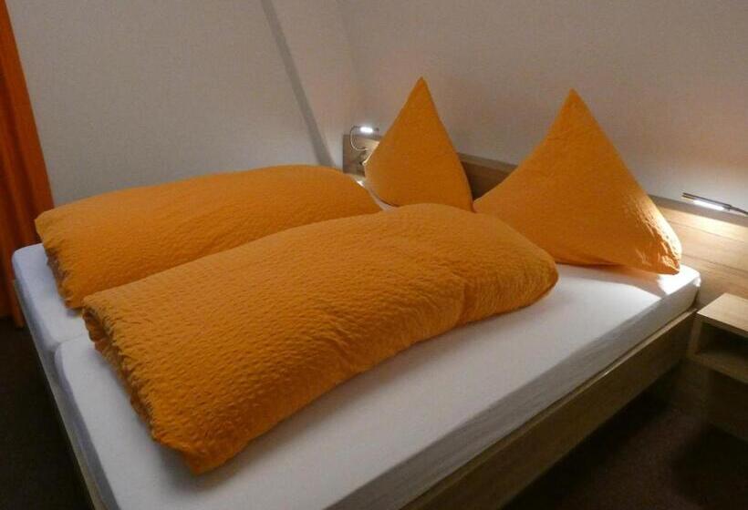 4인용 스탠다드 룸, Gasthof Engel