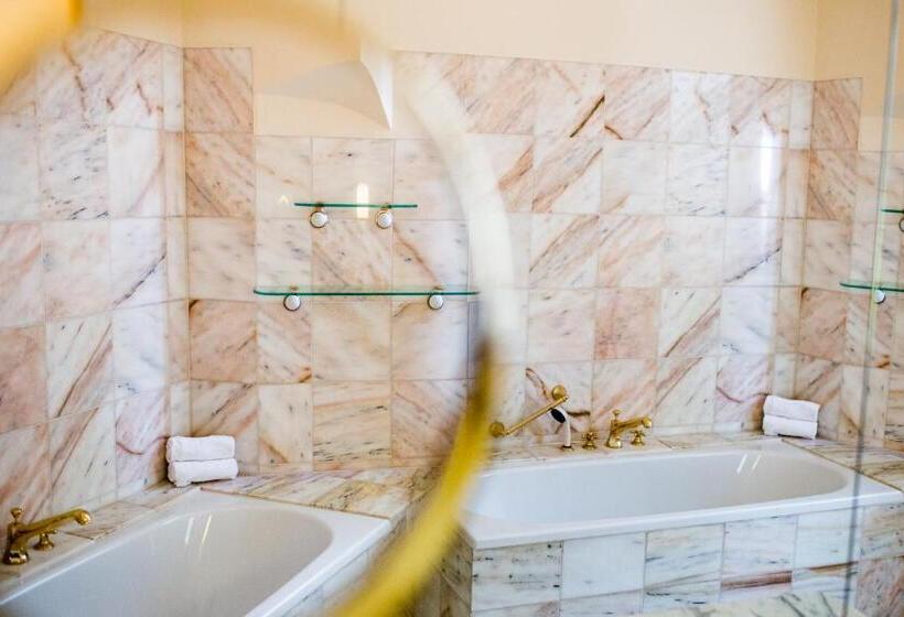 Люкс, Schlosshotel Bad Neustadt