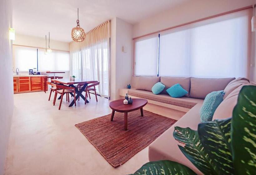 סוויטת ג'וניור עם מרפסת, Casa Astral Luxury