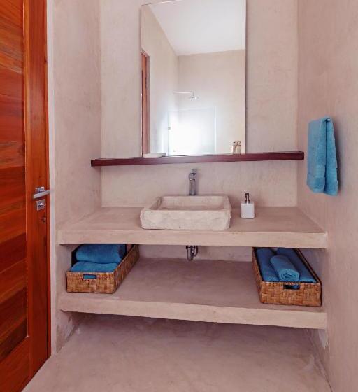 سوییت جونیور, Casa Astral Luxury