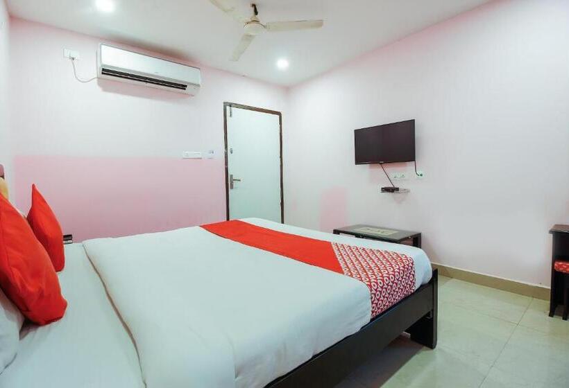 اتاق استاندارد, Diamond Park By Oyo Rooms