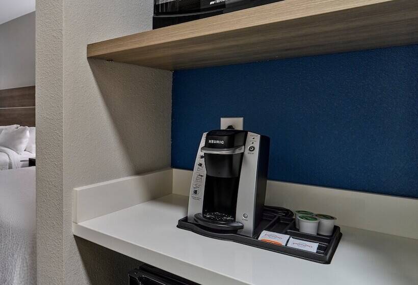 장애인을 위한 스위트, Holiday Inn Express   Huntsville Space Center, An Ihg