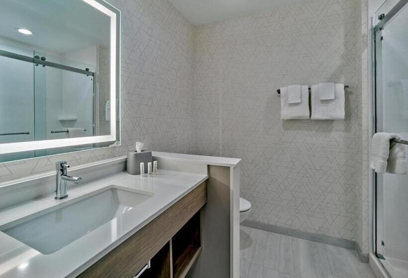 장애인을 위한 스탠다드 룸, Holiday Inn Express   Huntsville Space Center, An Ihg