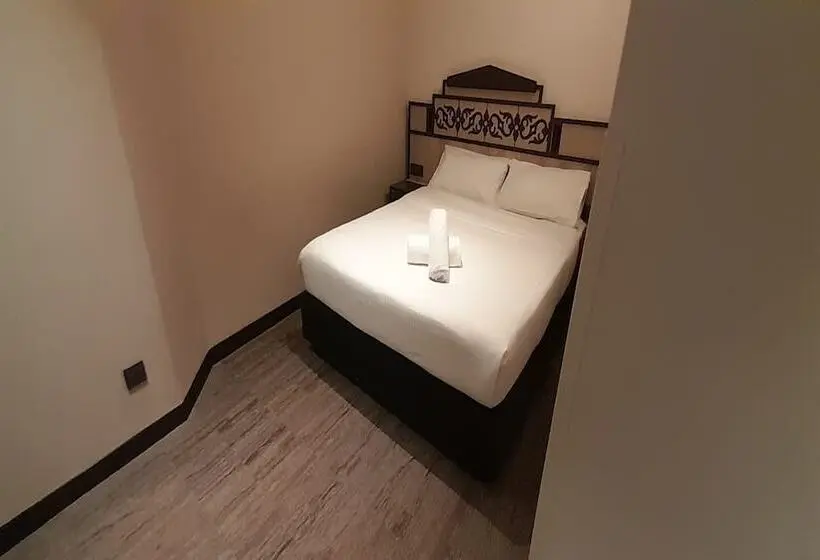 اتاق لوکس, Lion Peak Hotel Hamilton