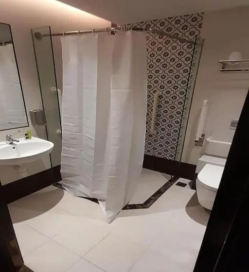 اتاق استاندارد, Lion Peak Hotel Hamilton