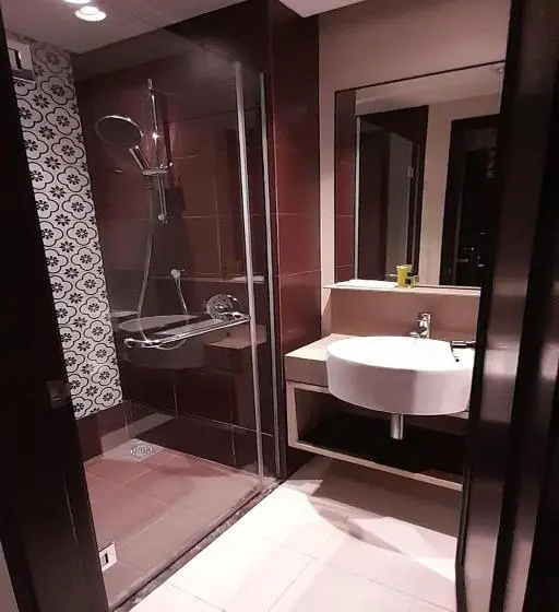 اتاق سوپریور, Lion Peak Hotel Hamilton