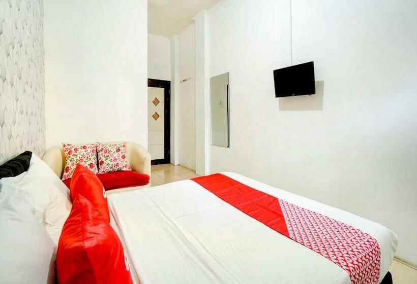 标准间, Reddoorz Near Plaza Araya Malang