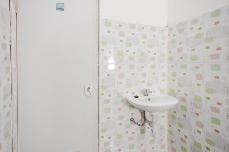 标准间, Reddoorz Near Plaza Araya Malang