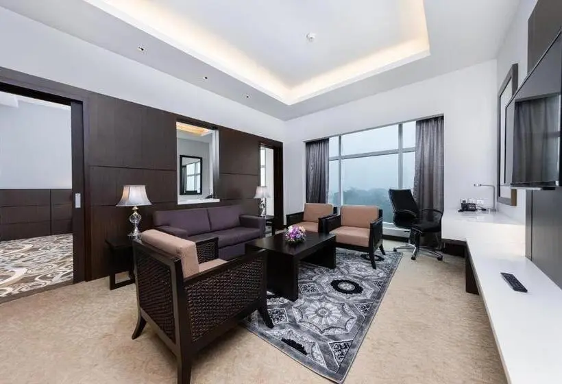 سوییت خانوادگی, Raia Hotel & Convention Centre Kuching