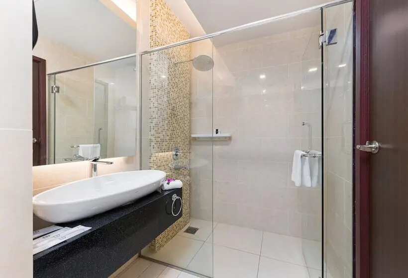اتاق سوپریور, Raia Hotel & Convention Centre Kuching
