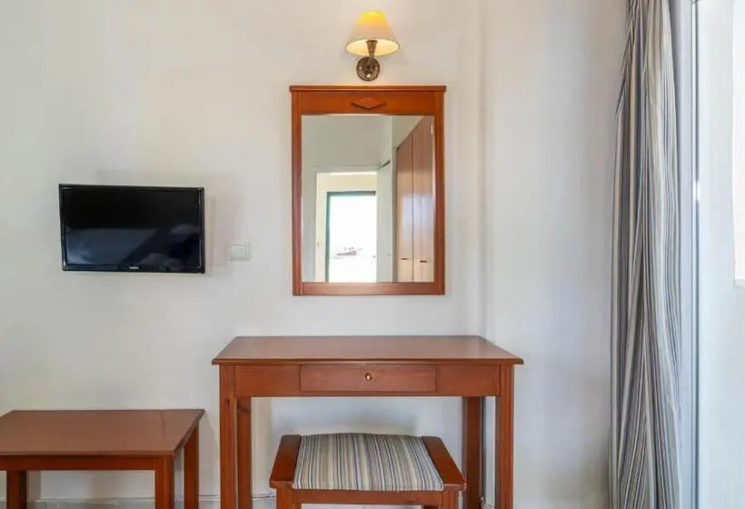Standard-huone Merinäkymä Parveke, Niros Beachfront Apart