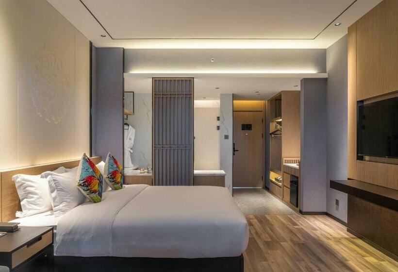 Стандартный Номер Кровать Кинг, Ramada Guilin Yangshuo Resort