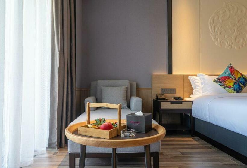 스탠다드 룸 킹사이즈 침대, Ramada Guilin Yangshuo Resort