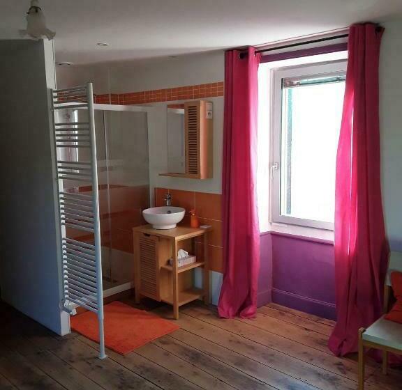 Семейный Номер, Domaine La Salvagie, Chambres D Hôtes Avec Spa, Sauna, Piscine, Massages