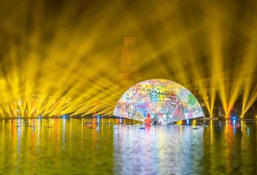 اتاق خانوادگی, Galaxy Homestay