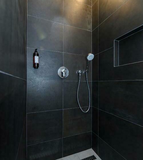 Номер бизнес-класса, B The