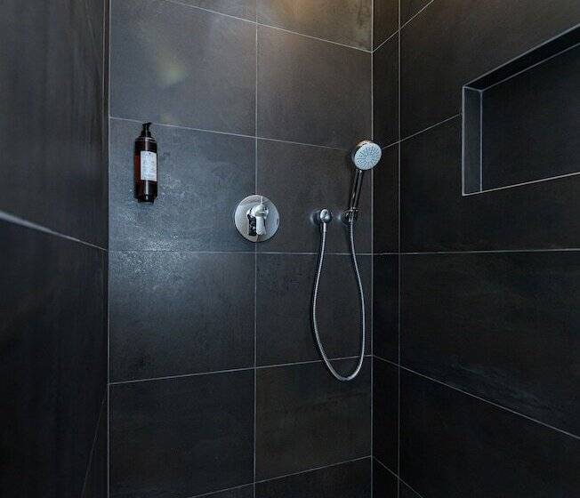 Family Connecting Room, B The