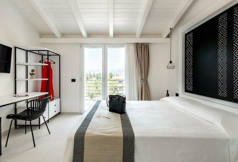 اتاق لوکس با تخت بزرگ, Cara A Bentu   Charming Rooms