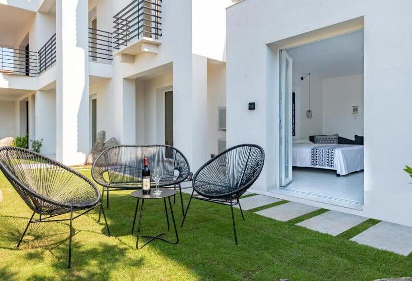 חדר משפחתי נוף לגינה, Cara A Bentu   Charming Rooms