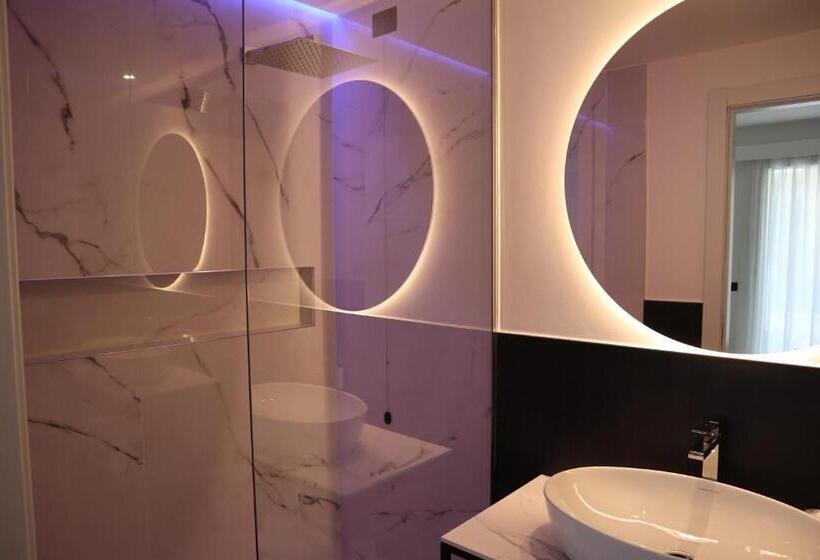 חדר סופריור עם מיטת קינג, Cara A Bentu   Charming Rooms